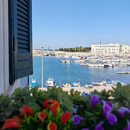 La Finestra Sul Porto Apartamento Trani Exterior foto