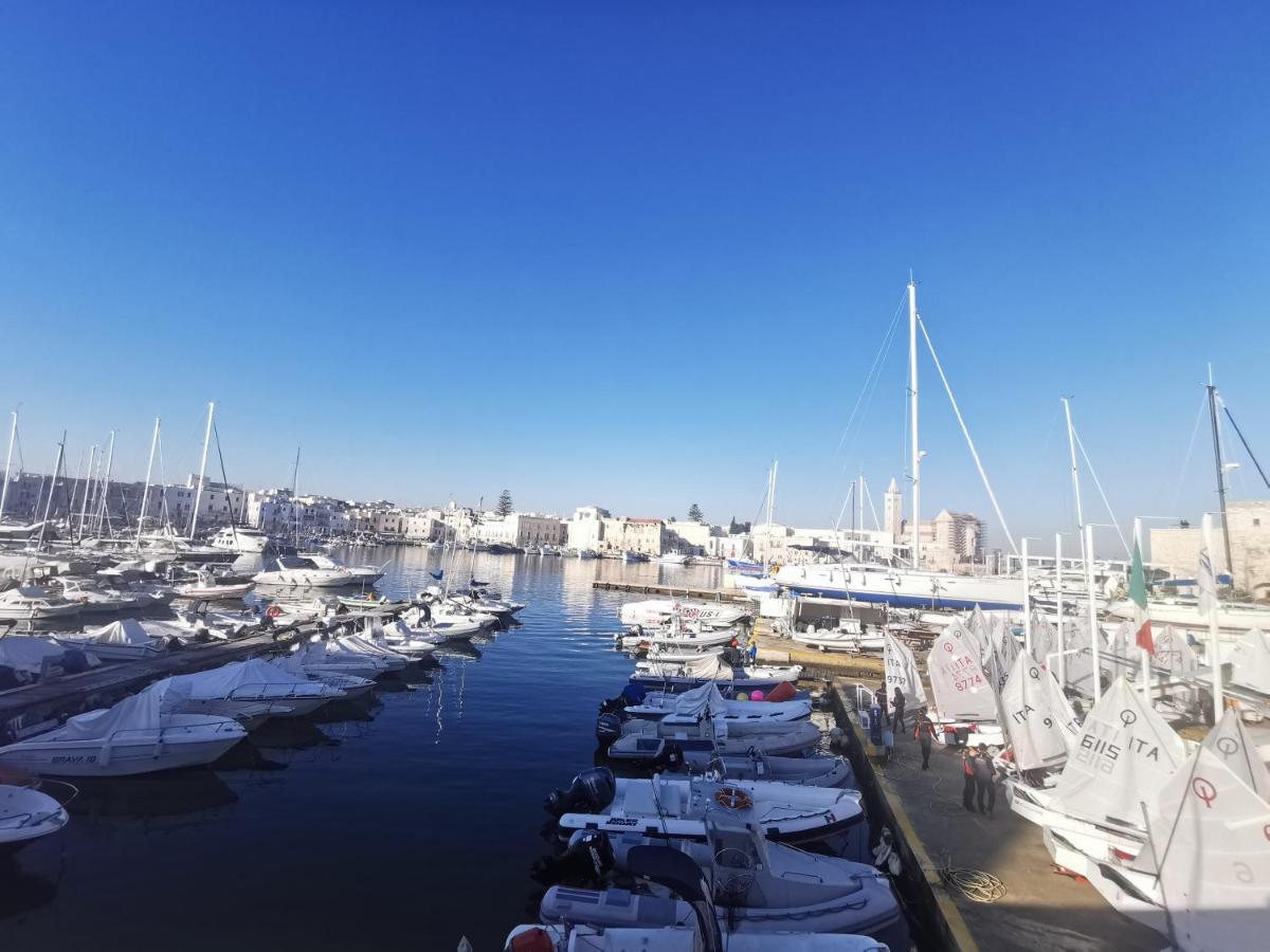 La Finestra Sul Porto Apartamento Trani Exterior foto
