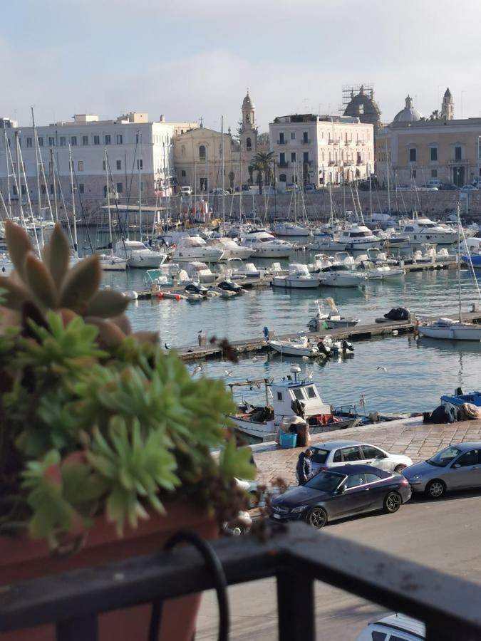 La Finestra Sul Porto Apartamento Trani Exterior foto
