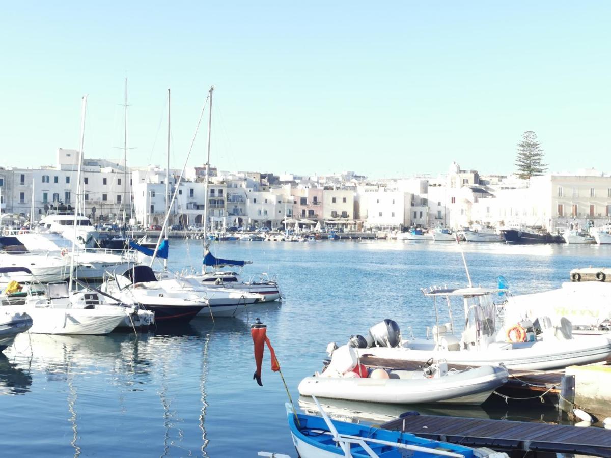 La Finestra Sul Porto Apartamento Trani Exterior foto