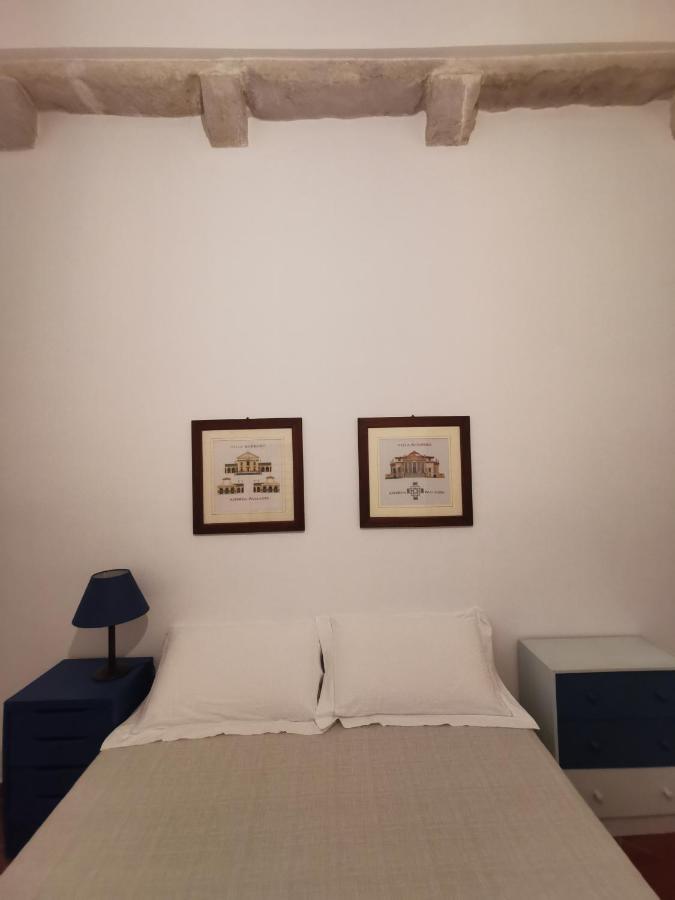 La Finestra Sul Porto Apartamento Trani Exterior foto